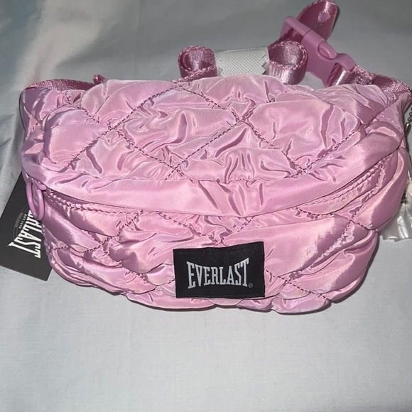 Forever 21 Handbags - Everlast Graphic Quilted Fanny Pack